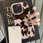 Etui na iPhone w krowie łaty